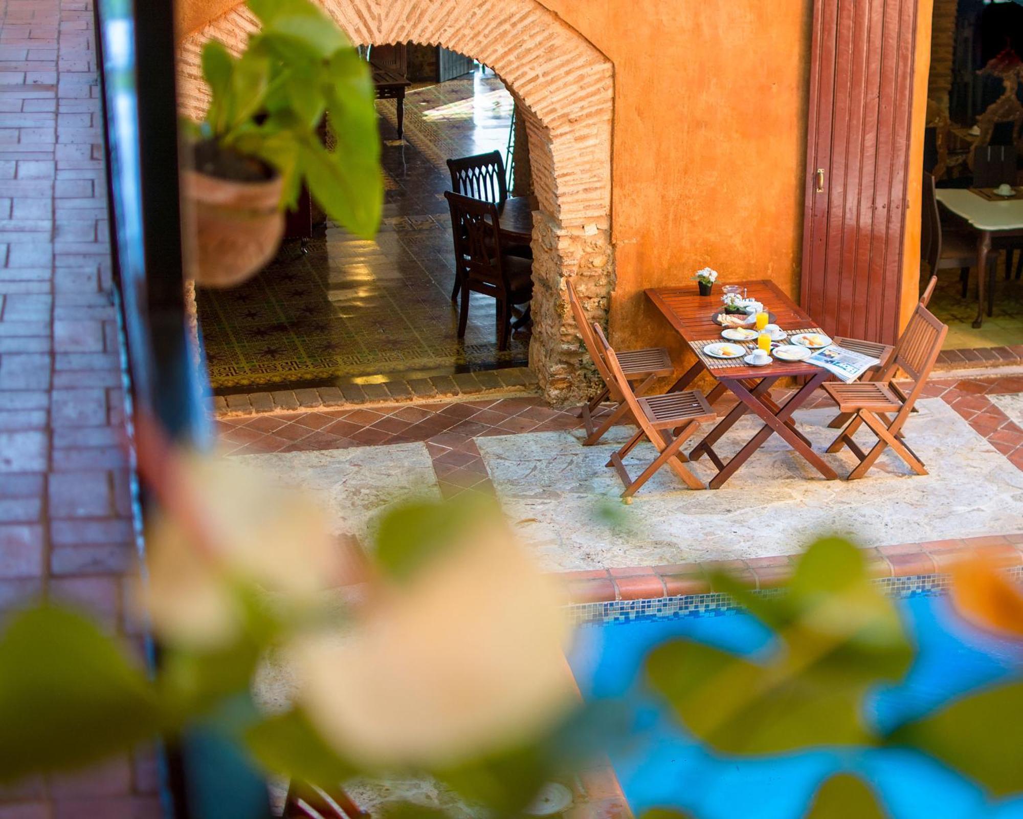 Boutique Hotel Colonial Santo Domingo Exteriör bild